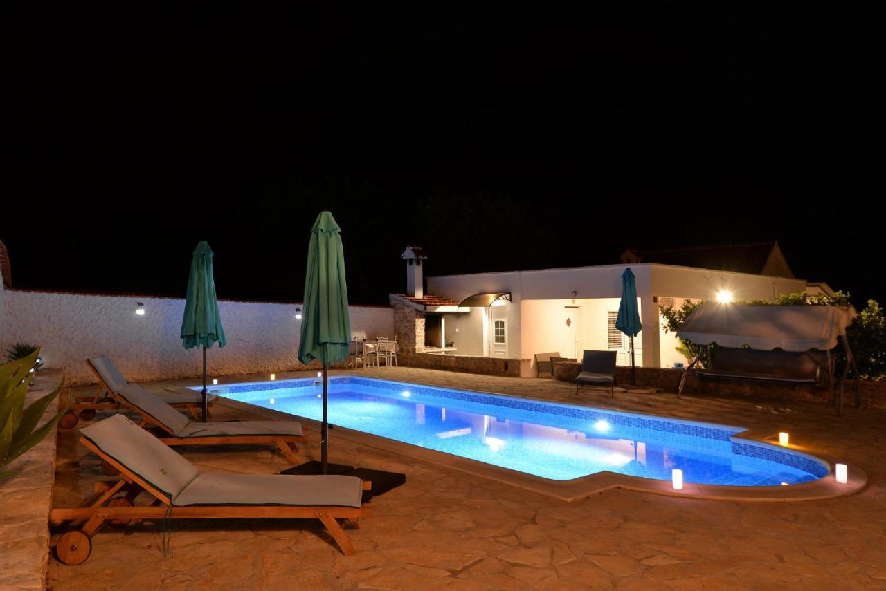 House Vidamo - Vacation Home With Swimming Pool Mala Cista Eksteriør billede
